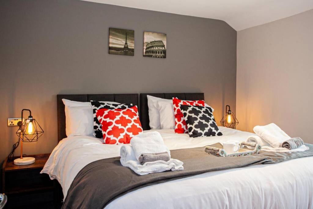 Fabulous Newly Refurbished Apartment - Great Links Bury  Bagian luar foto